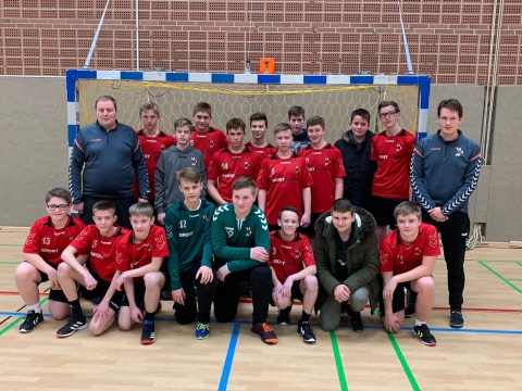 Die C-Jugend der Handballfreunde spielte eine tolle Saison - Lohn der Mühen war schließlich der Meistertitel in der Bezirksklasse. (Foto: HF)