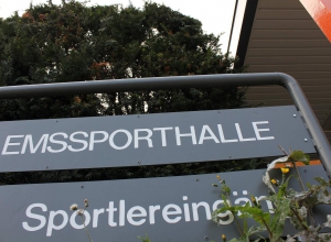 Quelle: http://www.muensterlandzeitung.de/lokalsport/greven/Jugenfussball-Emssporthalle-Samstag-geht-es-los;art970,2226753