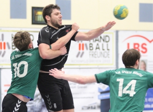 Stefan Hufelschulte ist einer der Spieler der letztjährigen 1.Mannschaft, die in dieser Saison in der Reserve der Handballfreunde auf Punktejagd gehen. (Foto: Heidrun Riese)