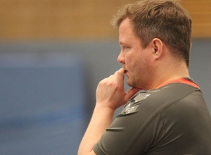 Taktikfuchs: Trainer Andy Storkebaum hofft, seine Mannschaft gut auf die schwere Aufgabe in Mauritz vorbereitet zu haben. (Foto: Heidrun Riese)