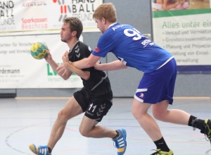 Sven Unrau (l.) hofft daruf, an seinem Geburtstag auch sportlich Grund zum Feiern zu haben. (Foto: Heidrun Riese)