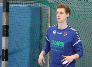 Mehr als zufrieden konnte Trainer Till Schwenken, selbst gelernter Torwart, mit der Leistung seines Keepers sein. (Foto: Heidrun Riese)