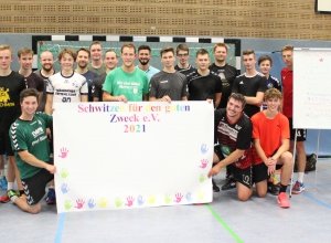 Das Bootcamp-Training bei den Handballfreunden war ziemlich ansprengend, sorgte aber auch für jede Menge Spaß. (Foto: Heidrun Riese)