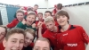 Partystimmung. Die C1-Jugendlichen der Handballfreunde Reckenfeld/Greven 05 feiern schon wie die Großen. Verdientermaßen - das Team hat den Aufstieg in die Bezirksliga geschafft. (Foto: HF)