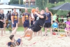 Da warten wieder einige spektakuläre Aktionen auf die Handballer, wenn Anfang Juli der Beachcup an der Ems stattfindet. (Foto: Heidrun Riese)